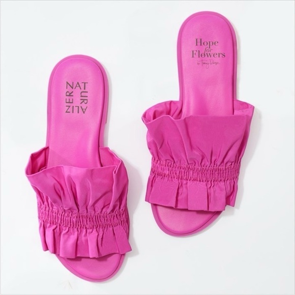 Naturalizer Hope For Flowers Flora Sandals - Picture 1 of 7